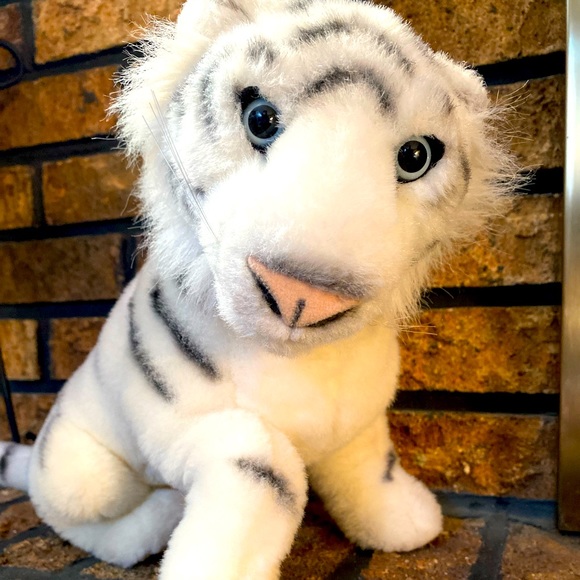 Fiesta White Bengal Tiger 10” Stuffed Animal Plush Toy - Picture 1 of 8